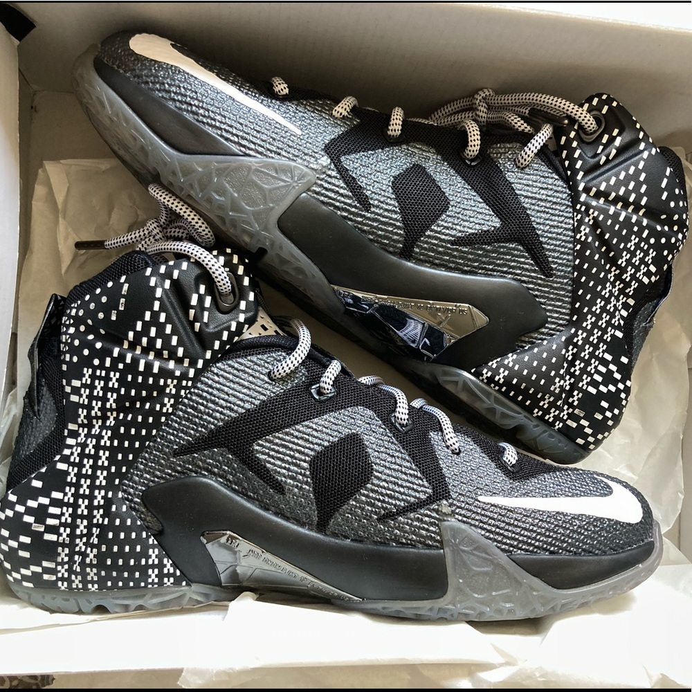 BRAND NEW BHM Nike LeBron 12 Youth